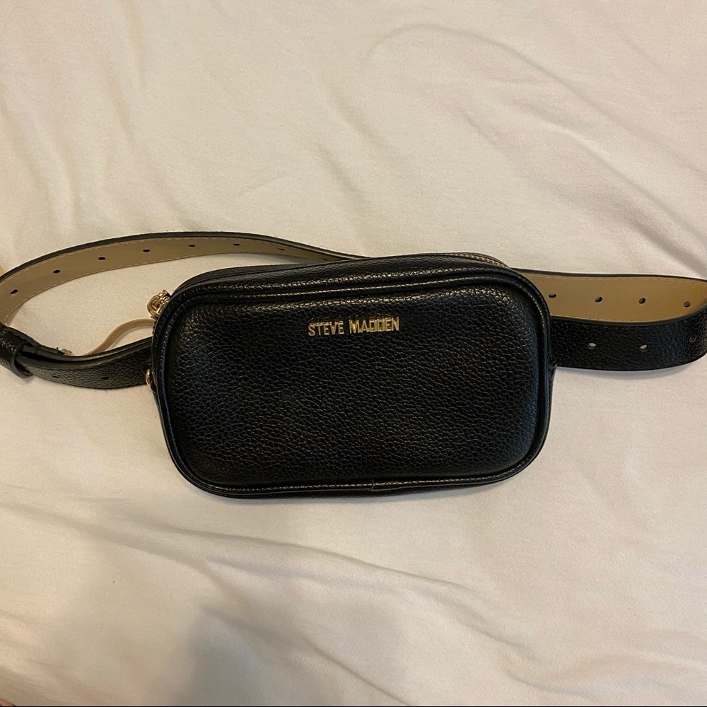 Steve Madden belt bag